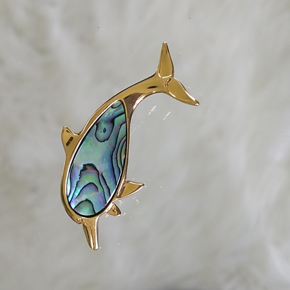 Vintage Ariki New Zealand Dolphin porpoise gold plated paua shell pin brooch